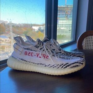 Yeezy Boost Sply 350 Zebra Sneakers - White and Black - sz 8